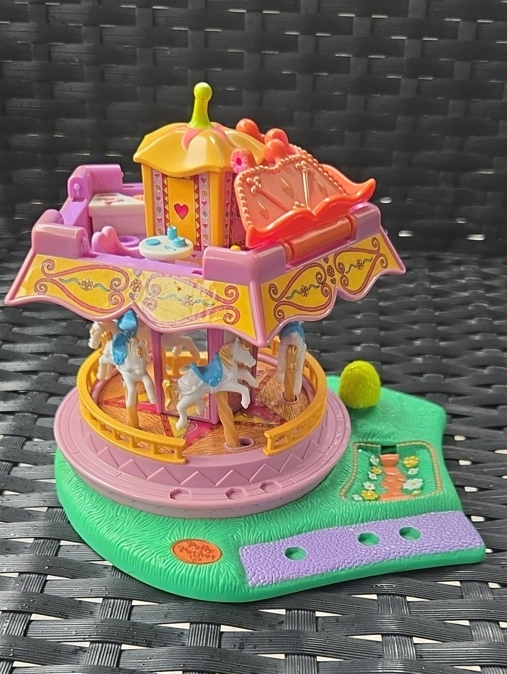 Vintage Bluebird 1996 1996 Polly Pocket Spin Pretty Carousel Compact Only 🎠🎠🎠